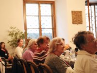 Odpovědnost člověka za zvíře v jeho péči: Kulatý stůl v Poslanecké sněmovně otevřel téma etiky, legislativy i mezioborové spolupráce