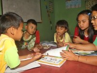 Výuka v anglicko-environmentální škole provozovan  programem Kukang